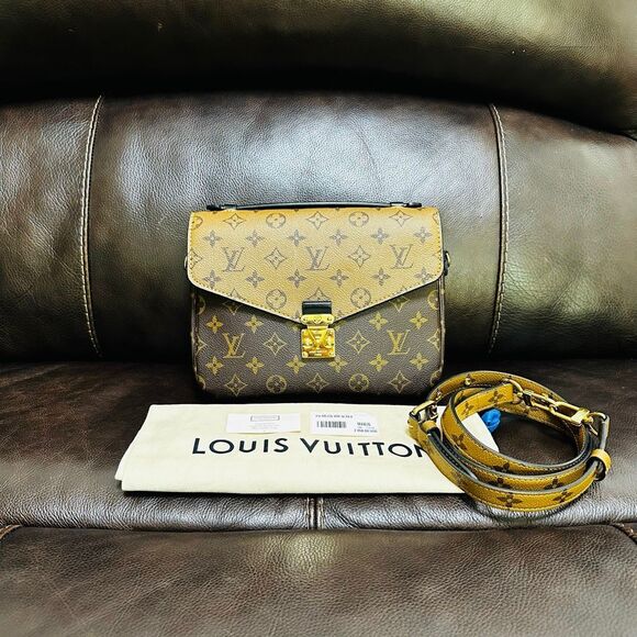 Louis Vuitton Pochette Metis Reverse Monogram - Picture 1 of 16